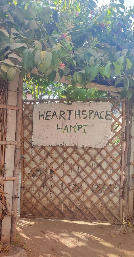 Hearthspace Hampi - Small Home, A Low-Impact Backpackers Hostel Exterior photo