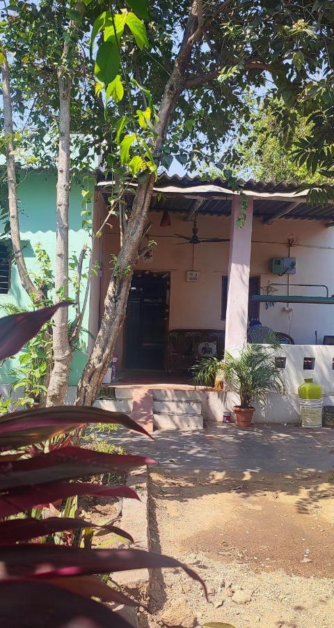 Hearthspace Hampi - Small Home, A Low-Impact Backpackers Hostel Exterior photo